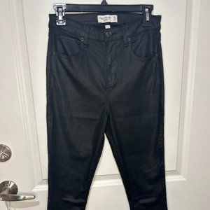 👖 Edgy Abercrombie & Fitch Pleather Blend Skinny Crop Pants - Chic & Modern! 👖